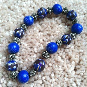Blue bead bracelet